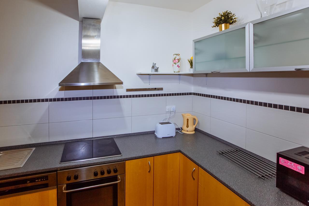 Beautiful Apartment In Central Residence Praag Buitenkant foto