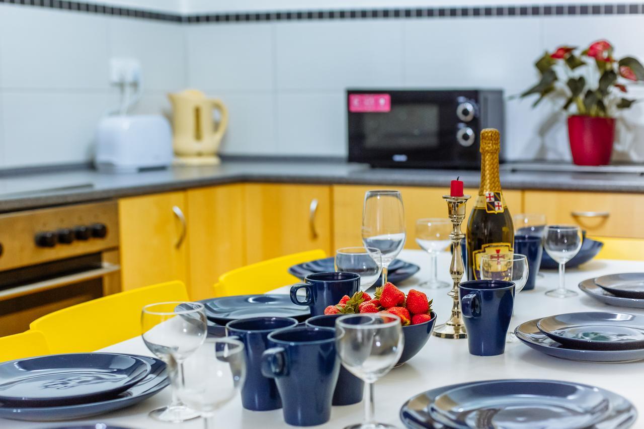 Beautiful Apartment In Central Residence Praag Buitenkant foto